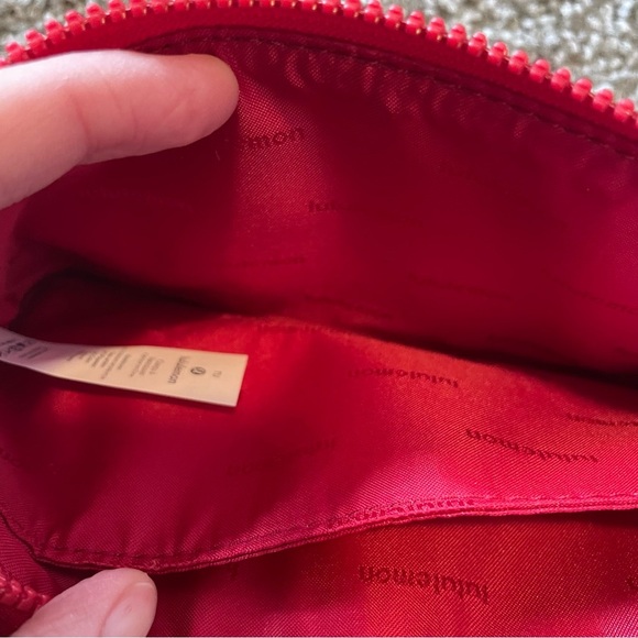 Lululemon Double Up pouch wristlet deep red - Picture 6 of 6